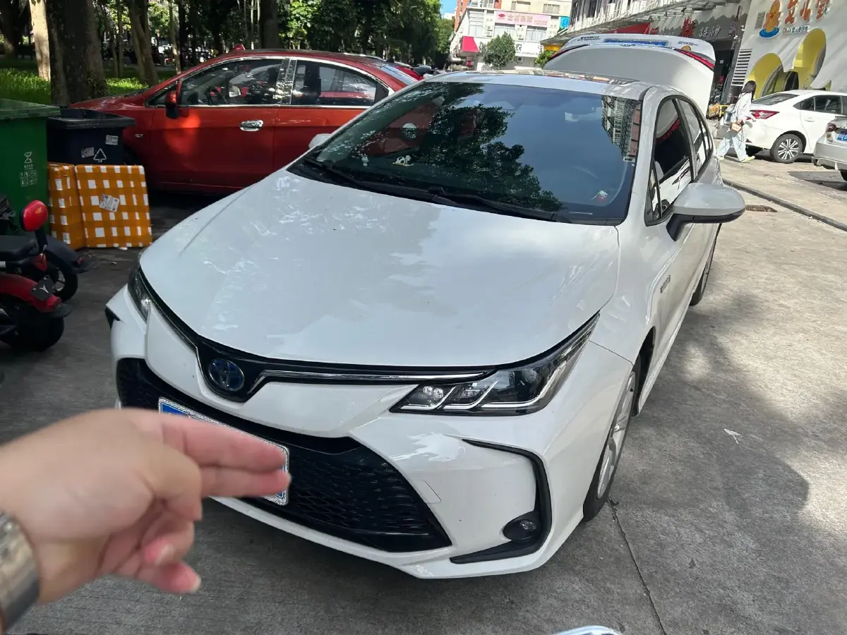 2023 Toyota Corolla 1.8L 98HP L4 E-CVT Hybrid