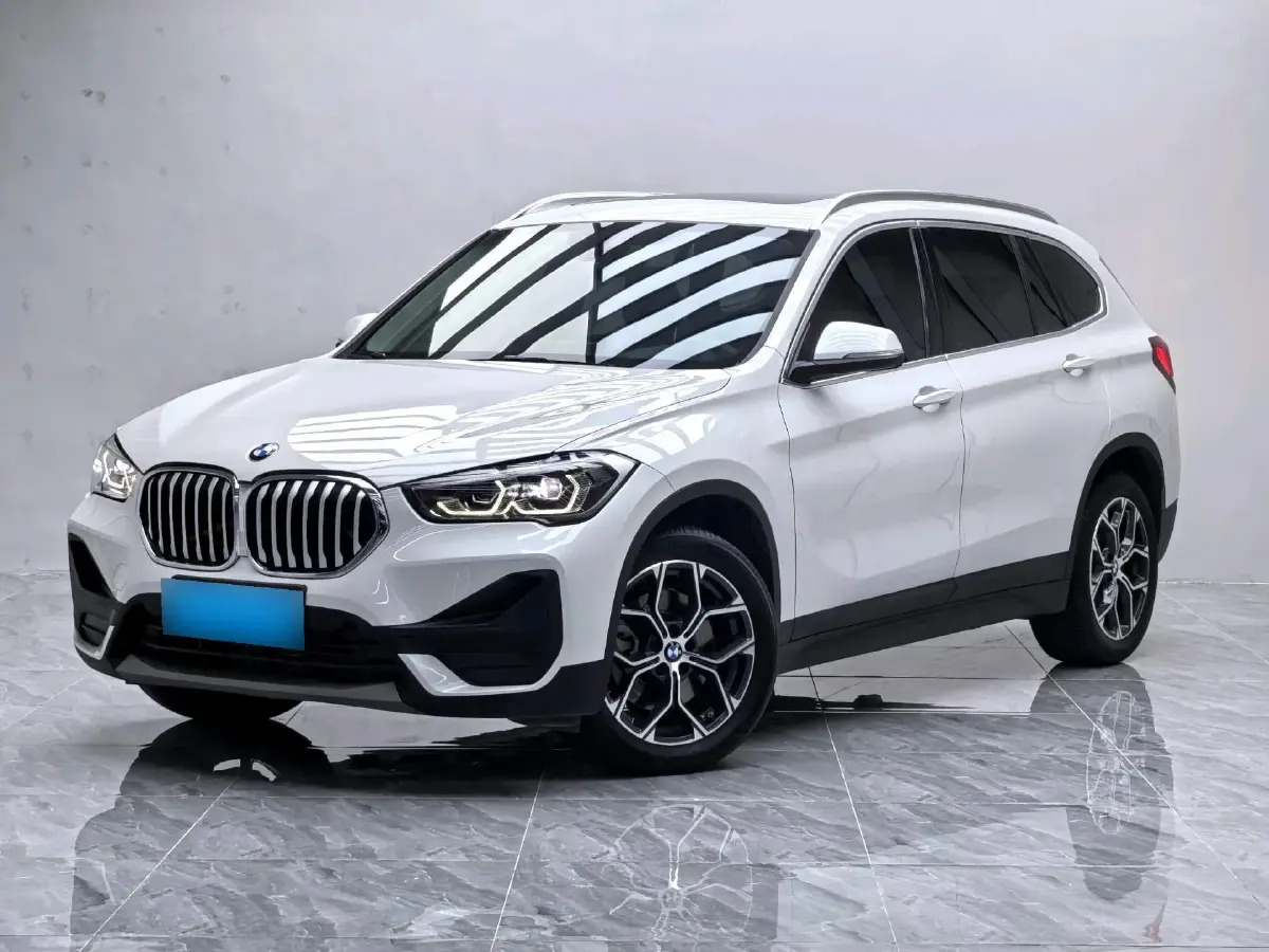 2022 BMW X1 2.0T 192HP L4 7DCT