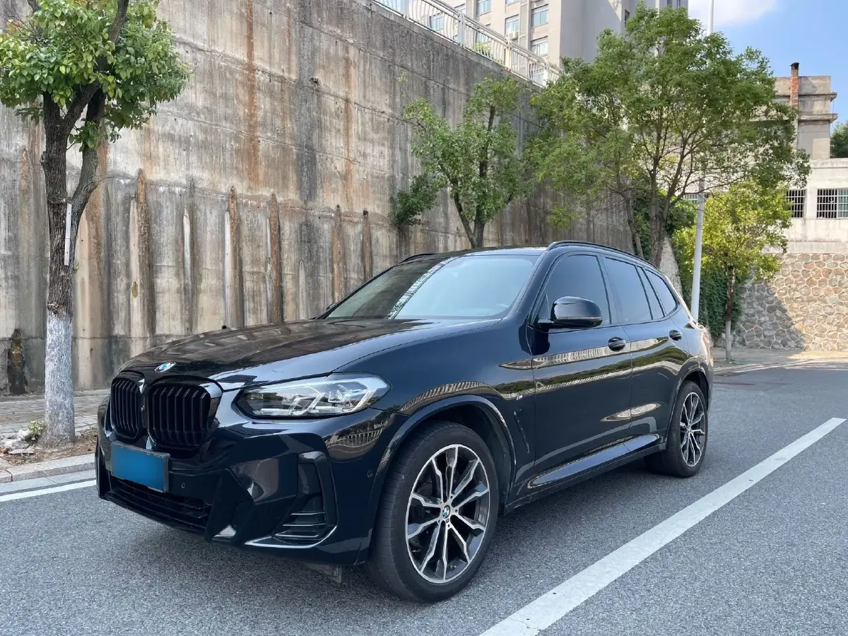 2022 BMW X3 2.0T 252HP L4 8AT
