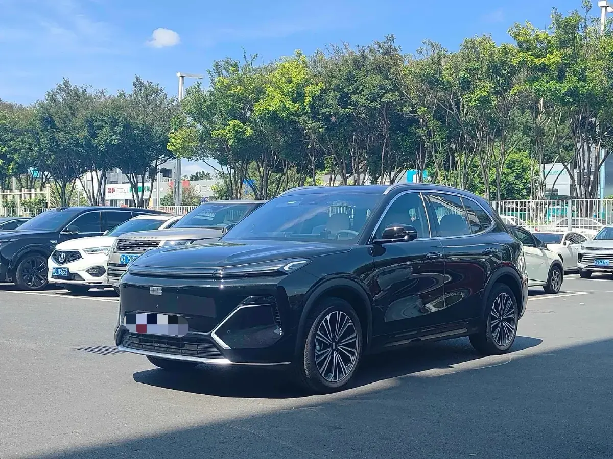 2025 Geely Galaxy Starship 7 EM-i 1.5L 112HP L4 1DHT PHEV 19.09KWH