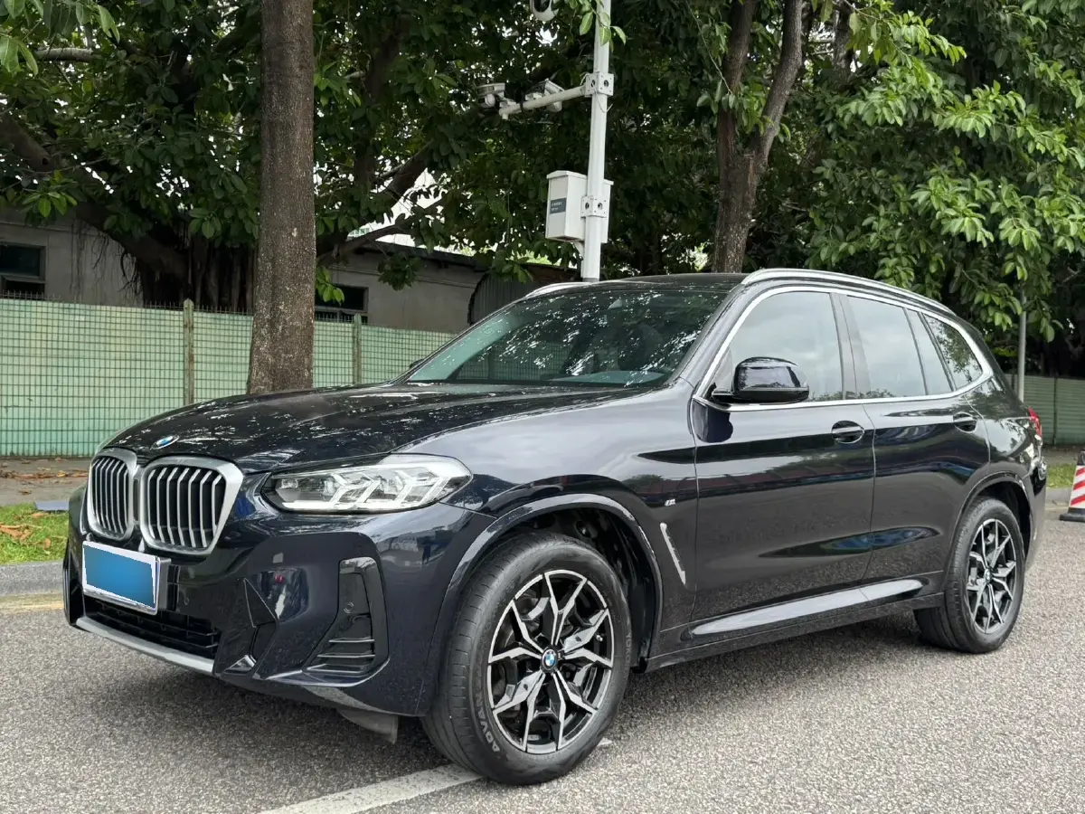 2022 BMW X3 2.0T 184HP L4 8AT