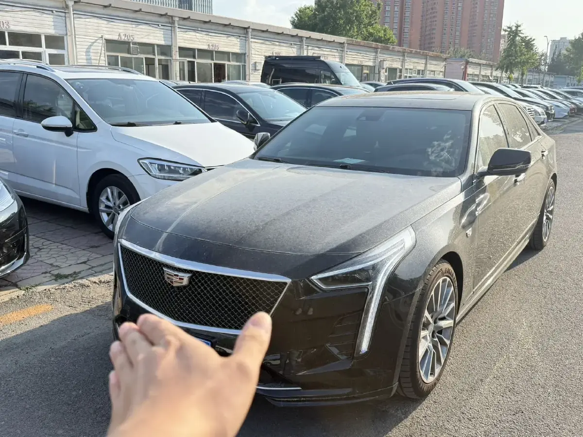 2022 Cadillac CT6 2.0T 237HP L4 10AT