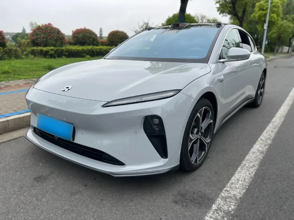 2024 NIO ET5T BEV 75KWH