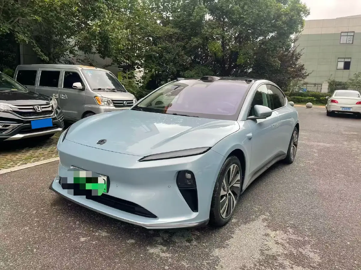 2022 NIO ET5 BEV 75KWH