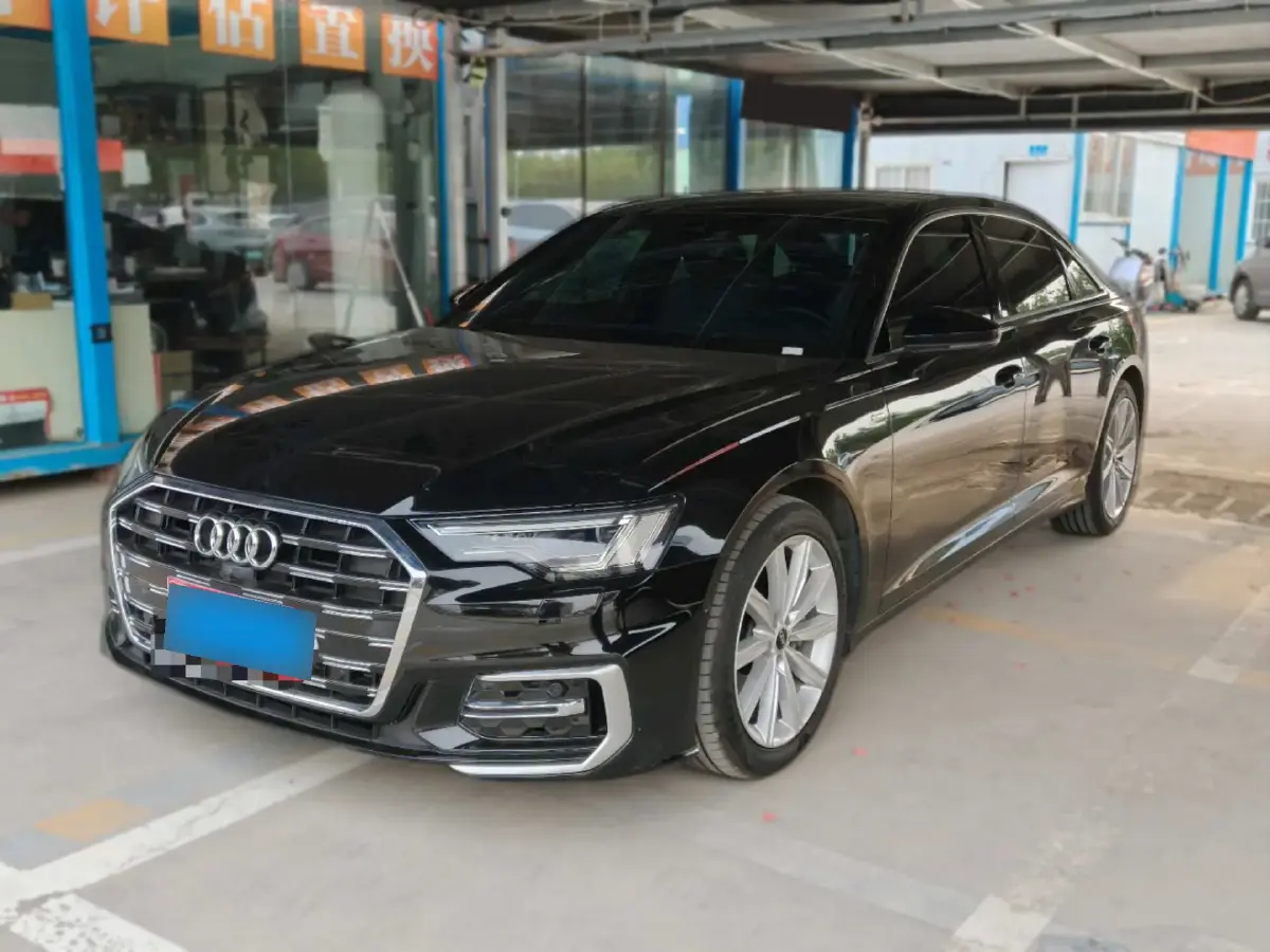 2024 Audi A6L 2.0T 245HP L4 7DCT