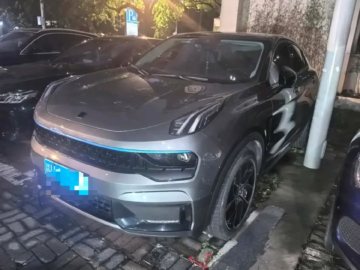 2022 LYNK&CO 05 2.0T 254HP L4 8AT