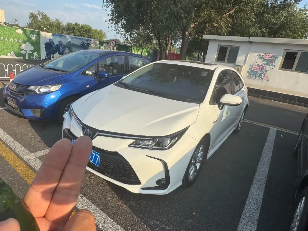 2023 Toyota Corolla 1.8L 98HP L4 E-CVT Hybrid