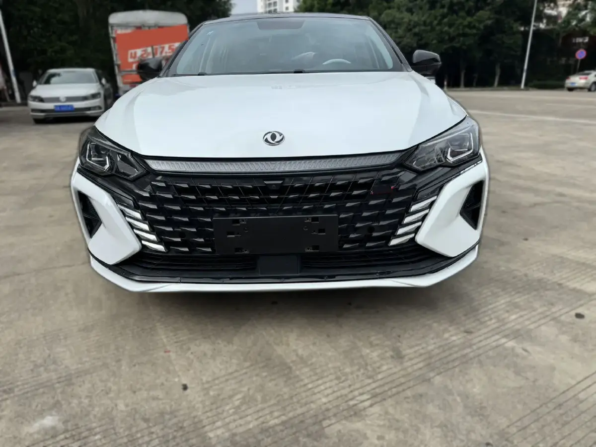 2021 DongFeng Aeolus YiXuan MAX 1.5T 190HP L4 7DCT,autocango,china used car exporter,china ev exporter,chinese used car exporter,chinese used ev exporter