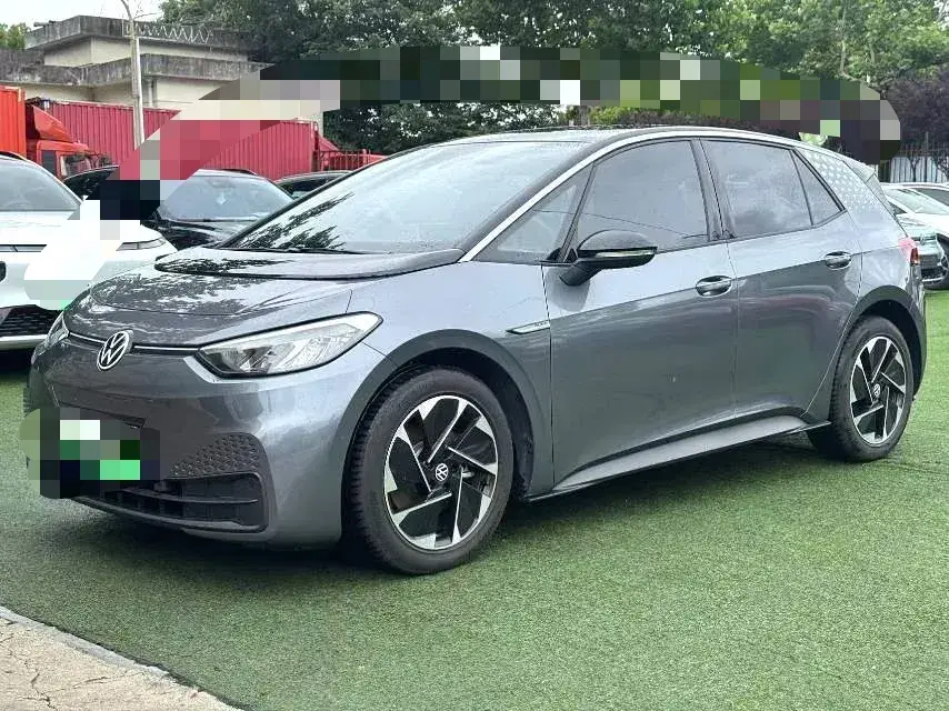 2023 Volkswagen ID.3 BEV 52.8KWH