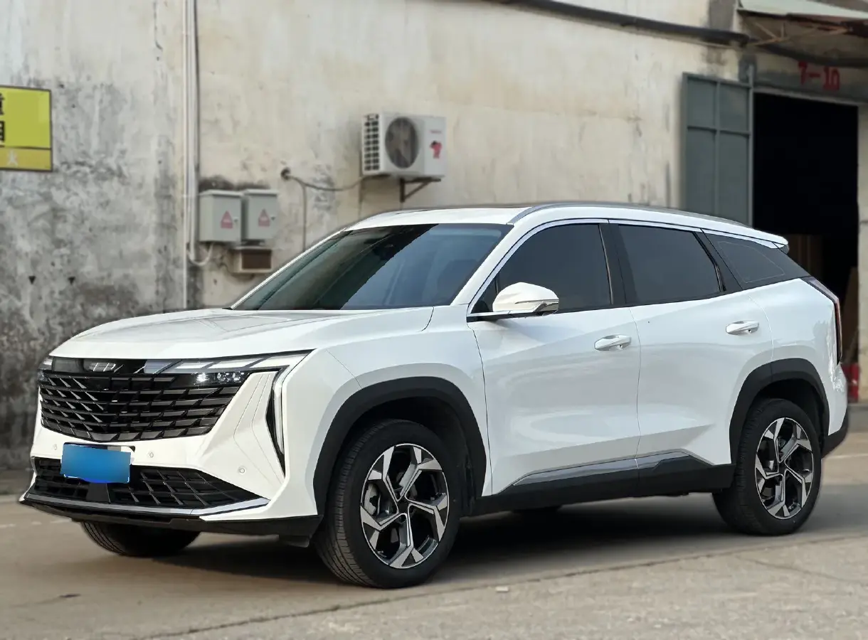 2023 Geely StarRay 1.5T 181HP L4 7DCT