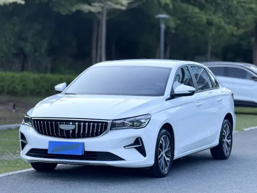 2025 Geely Emgrand 1.5L 127HP L4 CVT