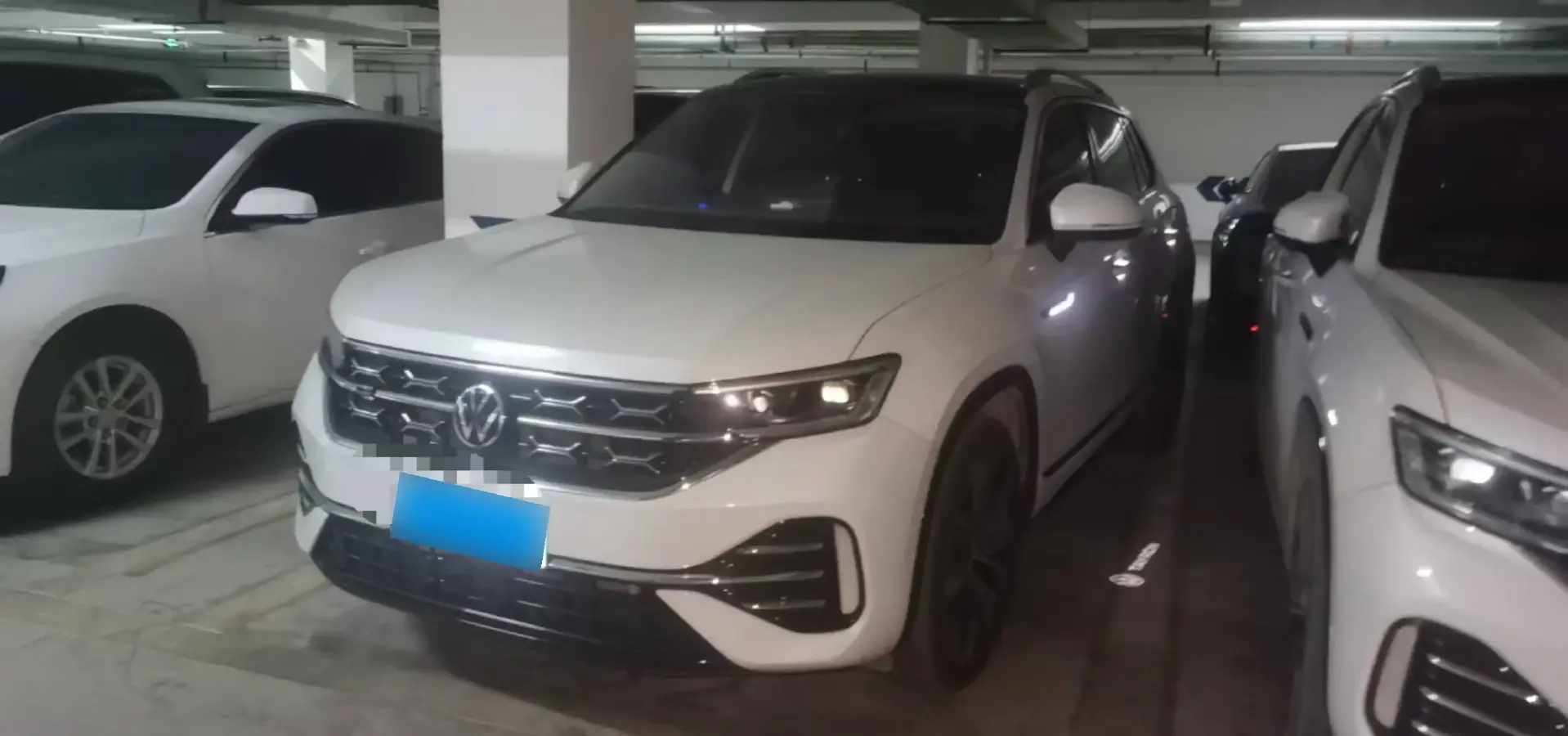 2023 Volkswagen Tayron 2.0T 220HP L4 7DCT