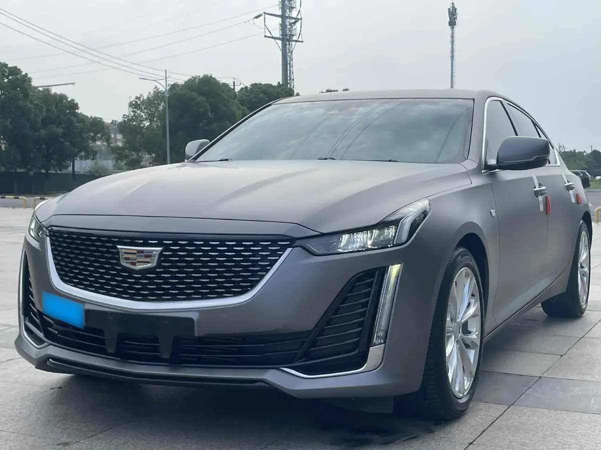 2022 Cadillac CT5 2.0T 237HP L4 10AT