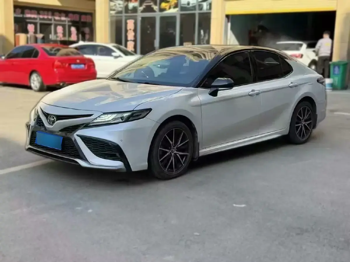 2022 Toyota Camry 2.0L 178HP L4 CVT