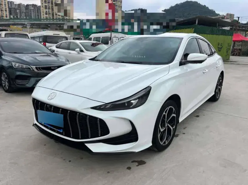 2025 MG 5 1.5T 181HP L4 7DCT