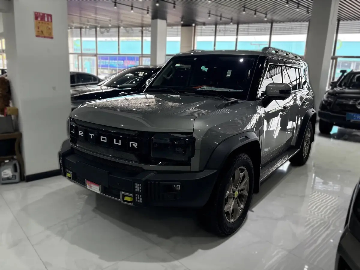 2023 Jetour Traveller 2.0T 254HP L4 8AT
