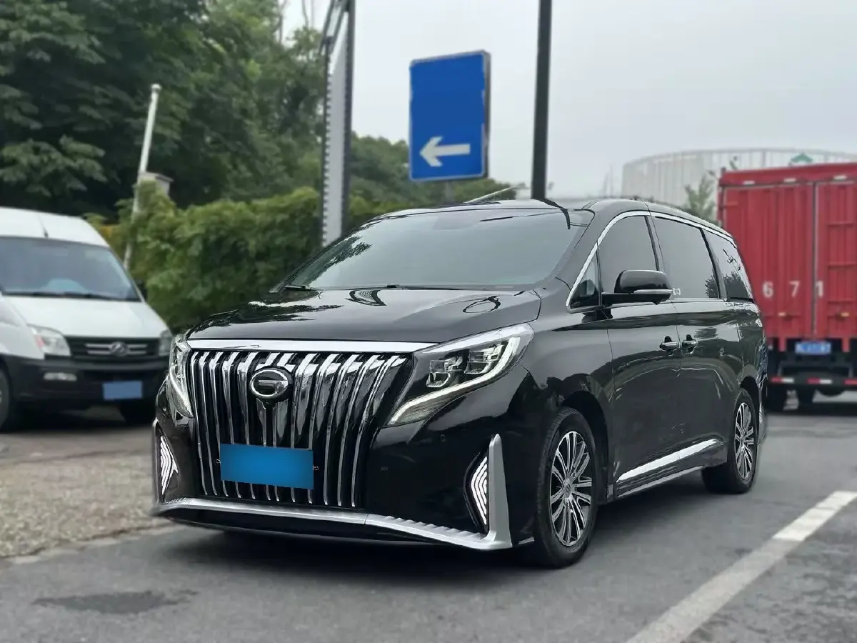 2023 GAC Trumpchi M8 2.0T 252HP L4 8AT