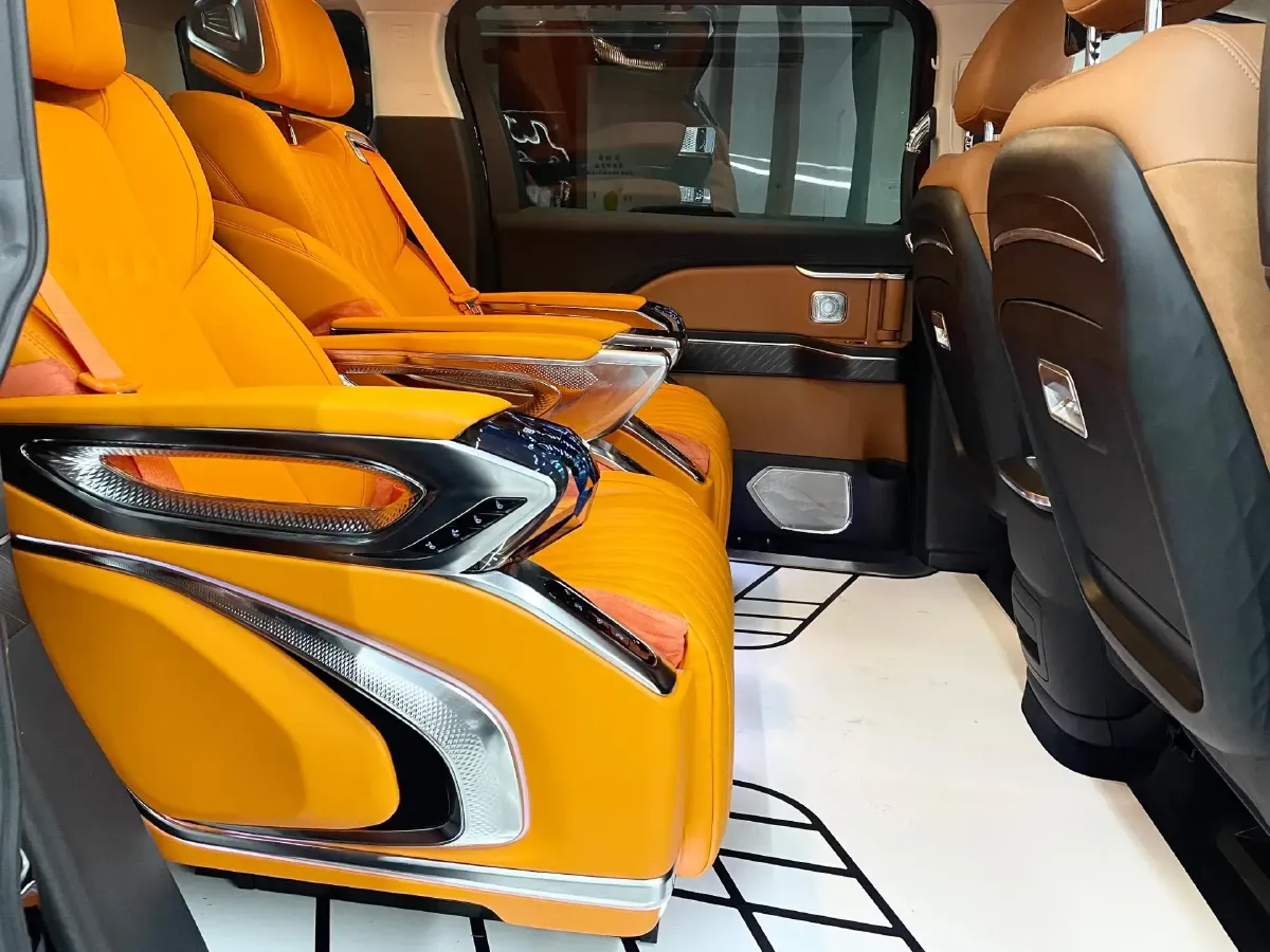 2023 HongQi HQ9 2.0T 252HP L4 8AT,autocango,china used car exporter,china ev exporter,chinese used car exporter,chinese used ev exporter