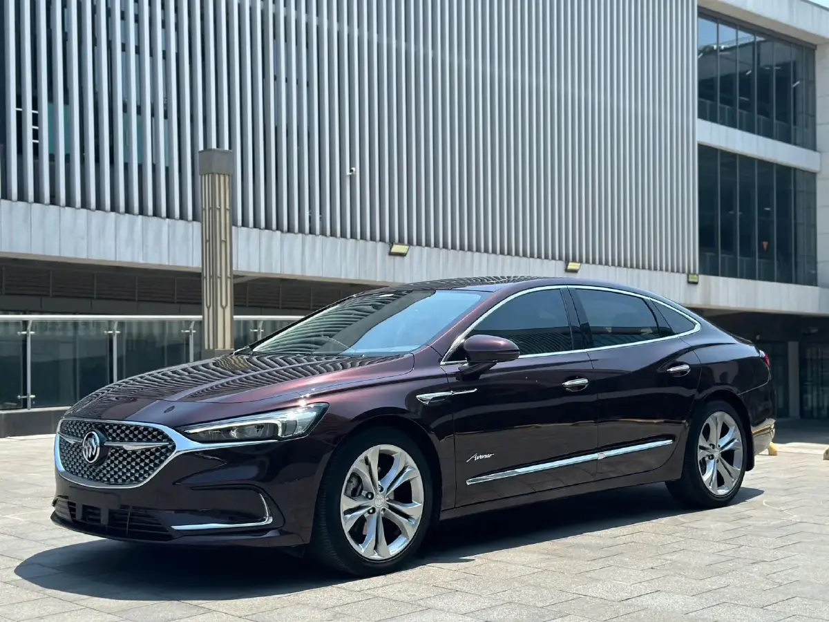 2022 Buick Larcosse 2.0T 237HP L4 9AT