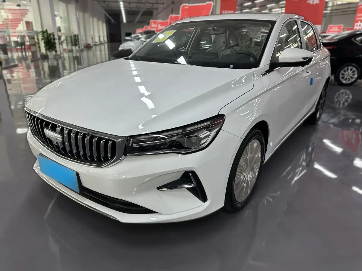 2025 Geely Emgrand 1.5L 127HP L4 CVT