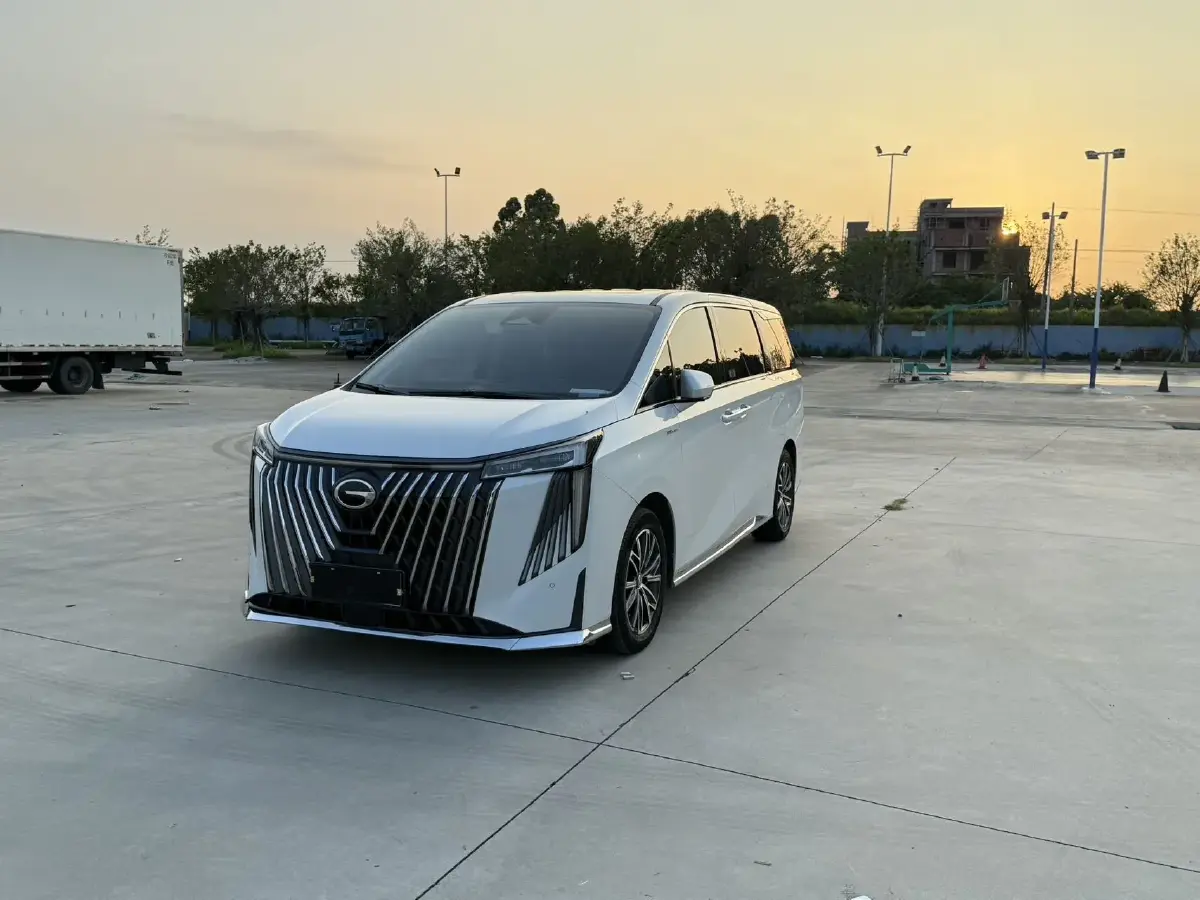 2024 GAC Trumpchi M8 2.0T 252HP L4 8AT