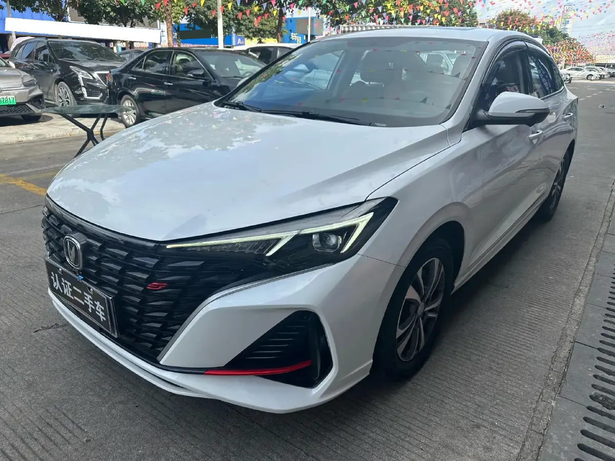 2022 ChangAn Eado 1.4T 160HP L4 7DCT 2022 ChangAn Eado 1.4T 160HP L4 7DCT