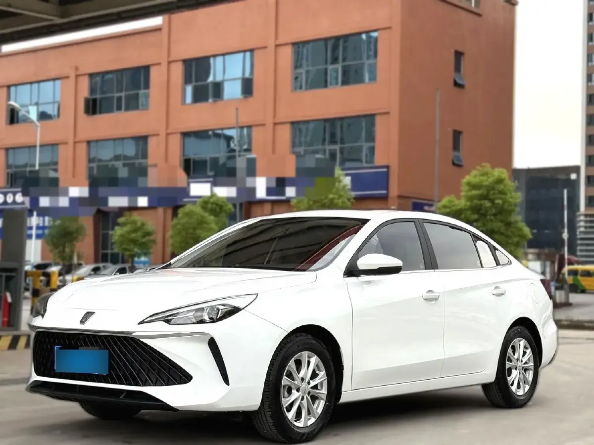 2023 Roewe i5 1.5L 129HP L4 CVT