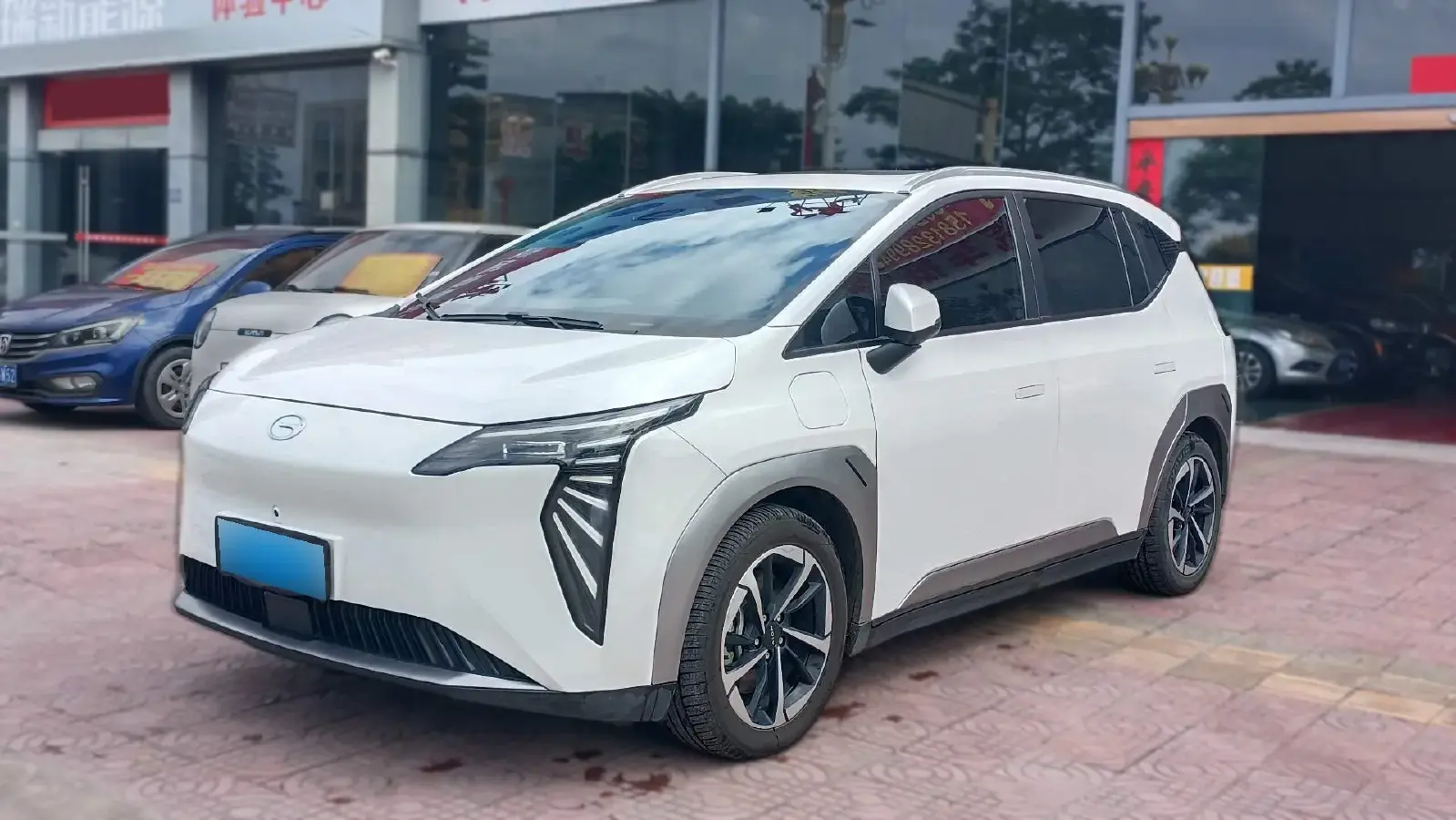 2023 Aion Y BEV 61.7KWH