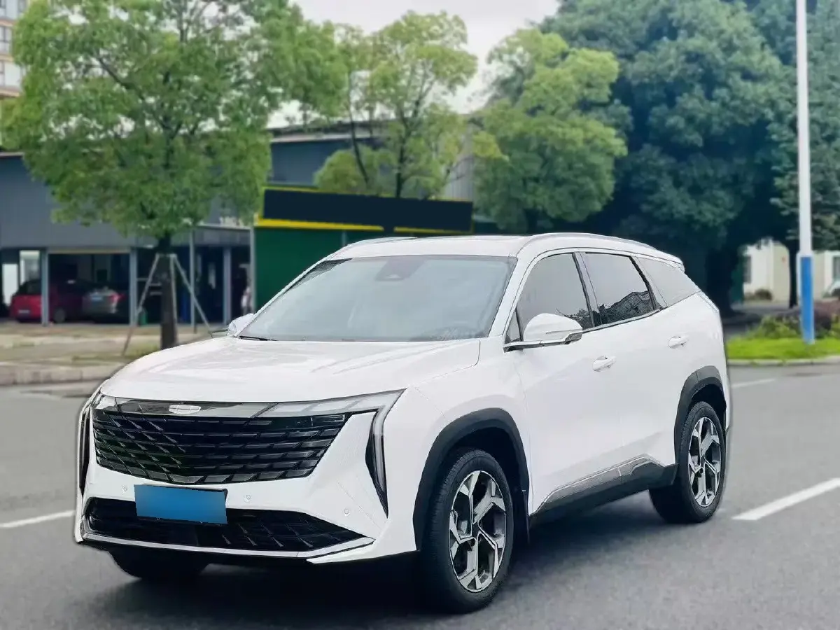 2023 Geely StarRay 1.5T 181HP L4 7DCT