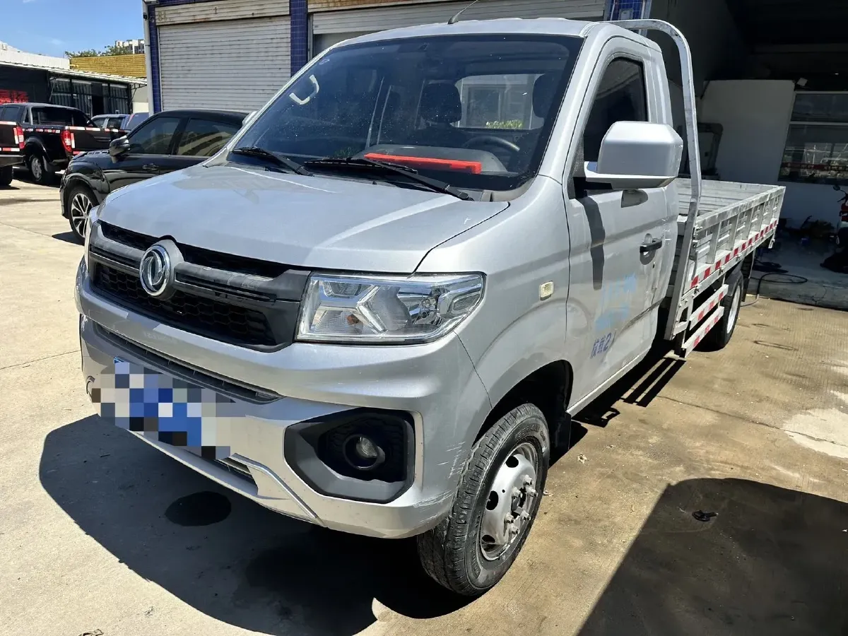 2022 DongFeng DFSK D71 Plus 1.6L 122HP L4 5MT,autocango,china used car exporter,china ev exporter,chinese used car exporter,chinese used ev exporter