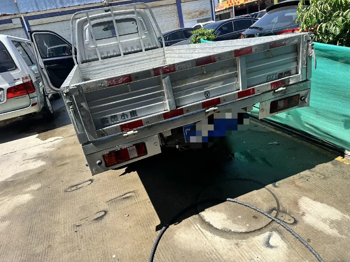 2022 DongFeng DFSK D71 Plus 1.6L 122HP L4 5MT,autocango,china used car exporter,china ev exporter,chinese used car exporter,chinese used ev exporter