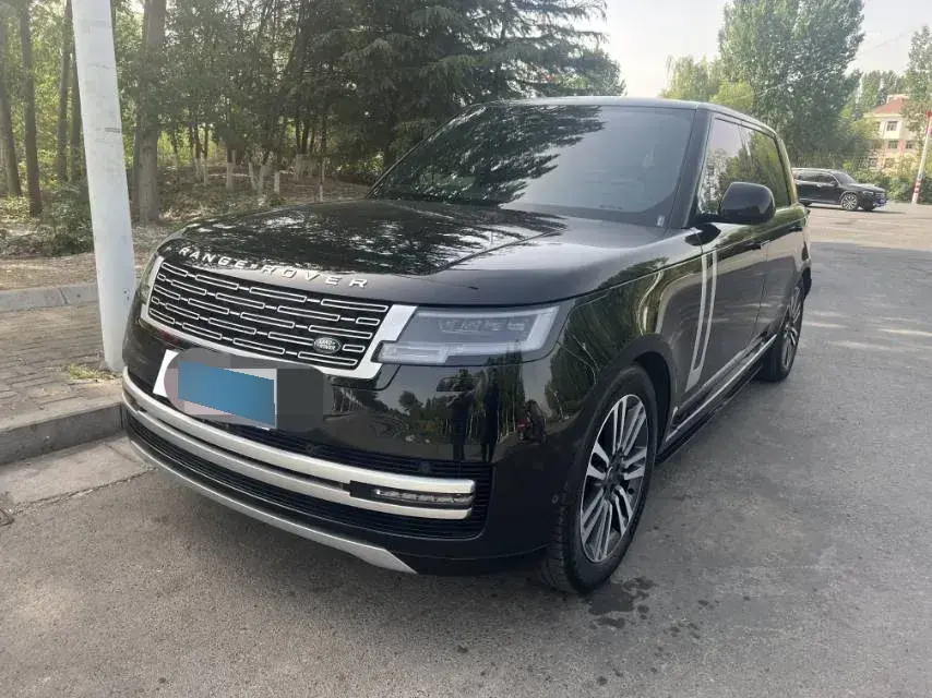 2023 Land Rover Range Rover 3.0T 400HP L6 8AT