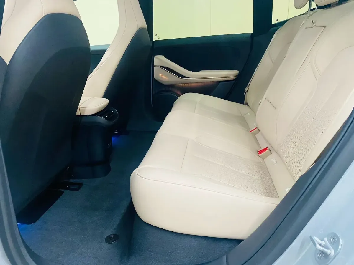 2024 NIO ET5 BEV 75KWH,autocango,china used car exporter,china ev exporter,chinese used car exporter,chinese used ev exporter