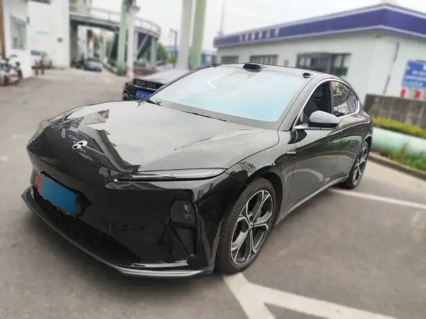 2024 NIO ET5 BEV 75KWH
