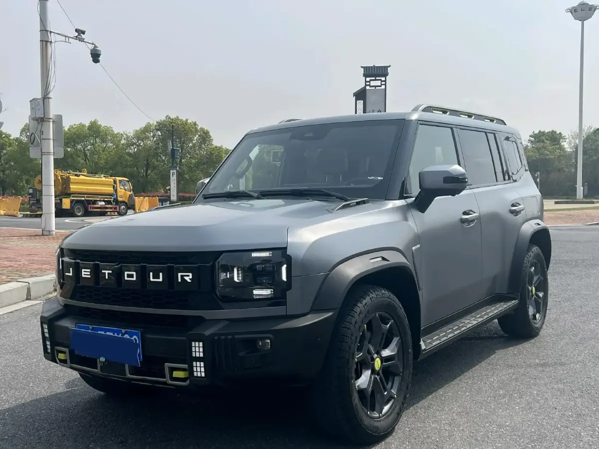 2023 Jetour Traveller 2.0T 254HP L4 7DCT