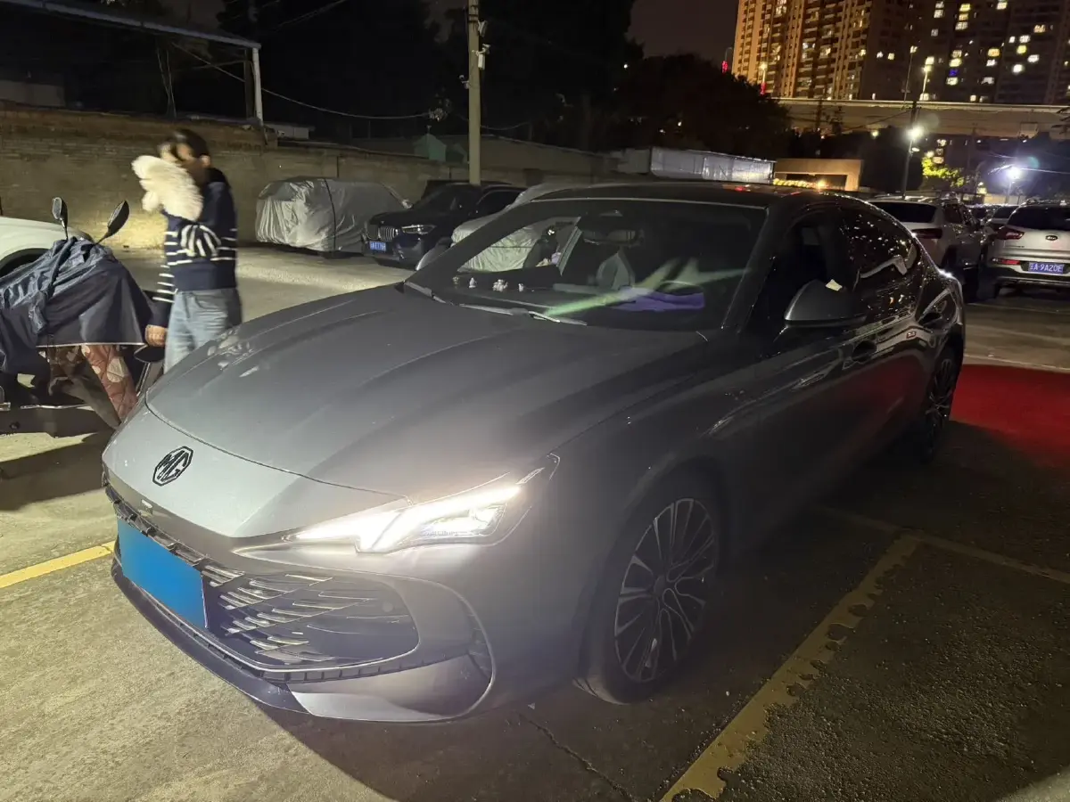 2023 MG 7 1.5T 188HP L4 7DCT