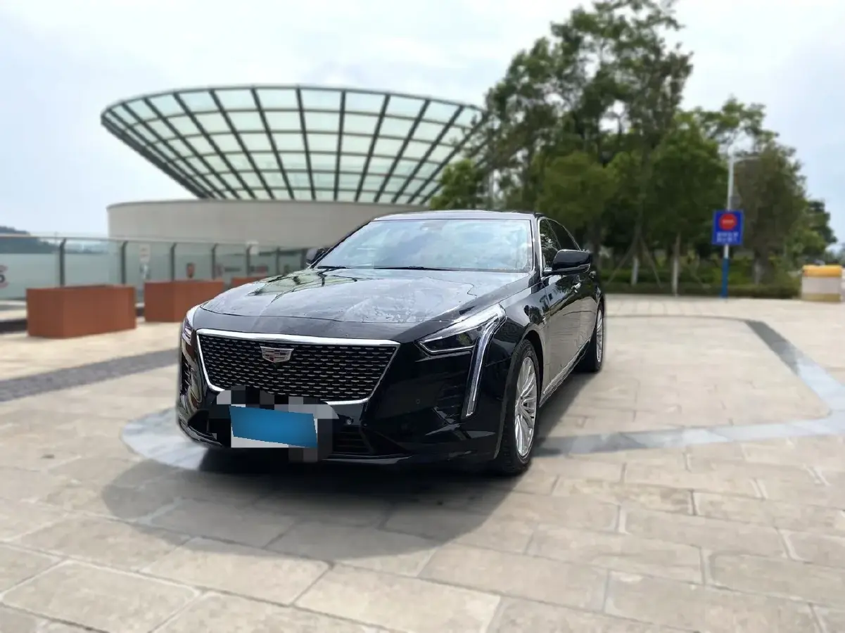 2022 Cadillac CT6 2.0T 237HP L4 10AT