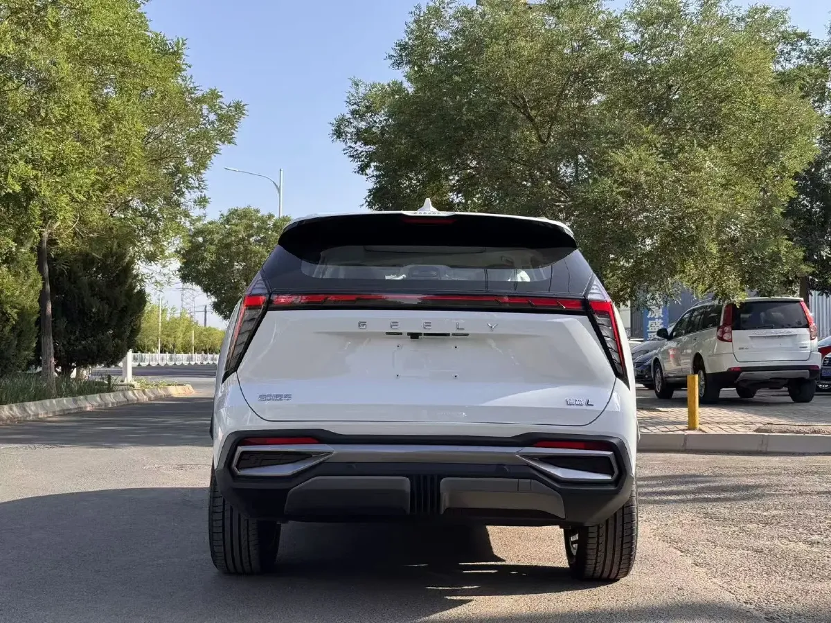 2024 Geely StarRay 1.5T 181HP L4 7DCT,autocango,china used car exporter,china ev exporter,chinese used car exporter,chinese used ev exporter