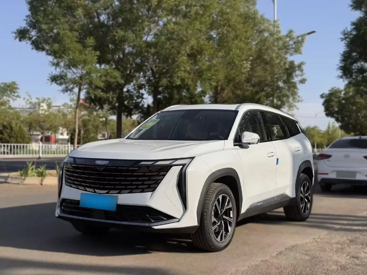 2024 Geely StarRay 1.5T 181HP L4 7DCT