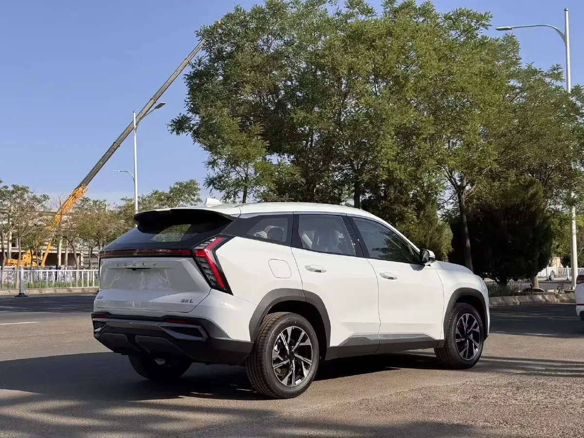 2024 Geely StarRay 1.5T 181HP L4 7DCT,autocango,china used car exporter,china ev exporter,chinese used car exporter,chinese used ev exporter