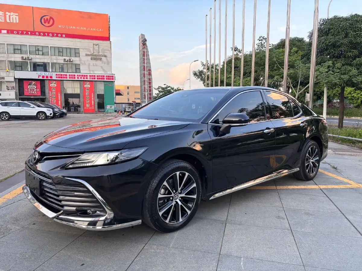 2023 Toyota Camry 2.0L 177HP L4 CVT
