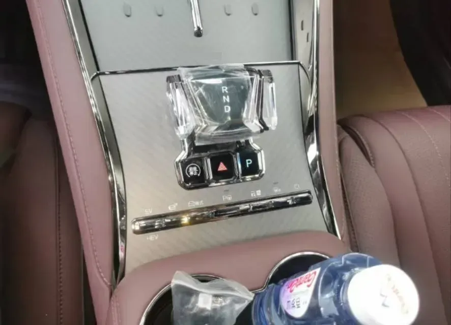 2024 Denza DenzaZ9GT 2.0T 207HP L4 E-CVT PHEV 38.5KWH,autocango,china used car exporter,china ev exporter,chinese used car exporter,chinese used ev exporter