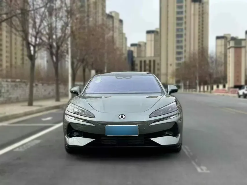 2024 Denza DenzaZ9GT 2.0T 207HP L4 E-CVT PHEV 38.5KWH,autocango,china used car exporter,china ev exporter,chinese used car exporter,chinese used ev exporter