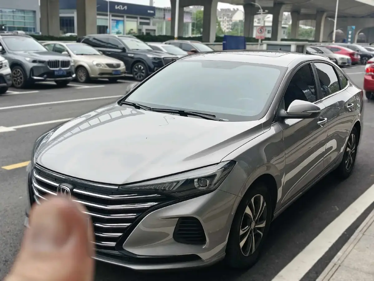 2022 ChangAn Eado 1.6L 128HP L4 CVT