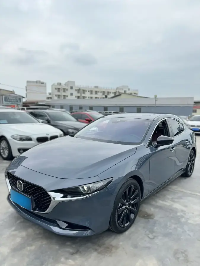 2022 Mazda 3 Axela 2.0L 158HP L4 6AT