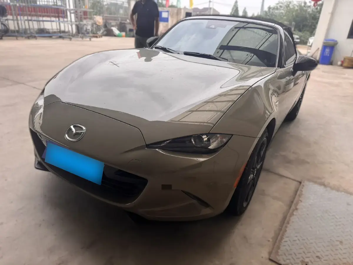 2022 BMW 5 Series 2.0T 252HP L4 8AT