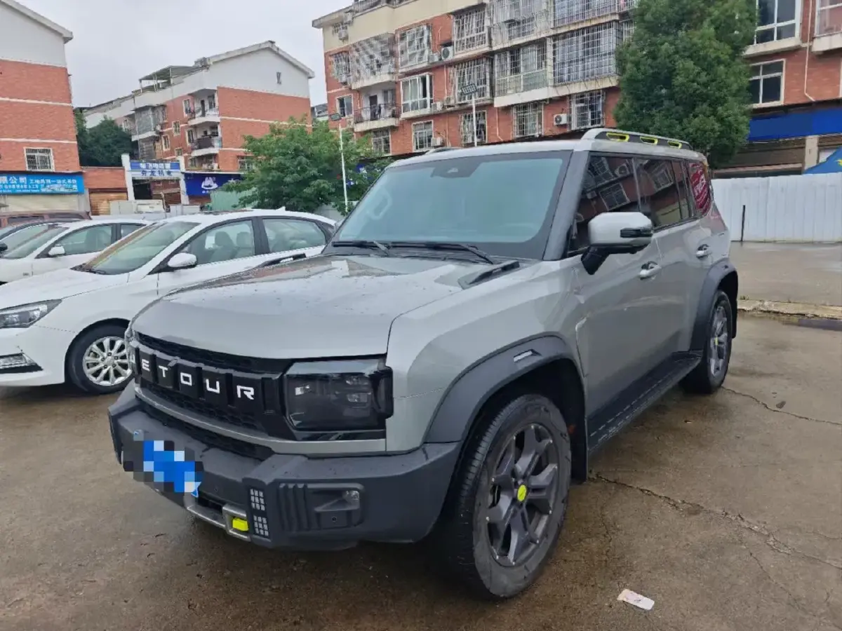 2023 Jetour Traveller 2.0T 254HP L4 7DCT