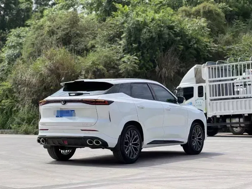 2025 ChangAn UNI-Z 1.5T 188HP L4 7DCT,autocango,china used car exporter,china ev exporter,chinese used car exporter,chinese used ev exporter