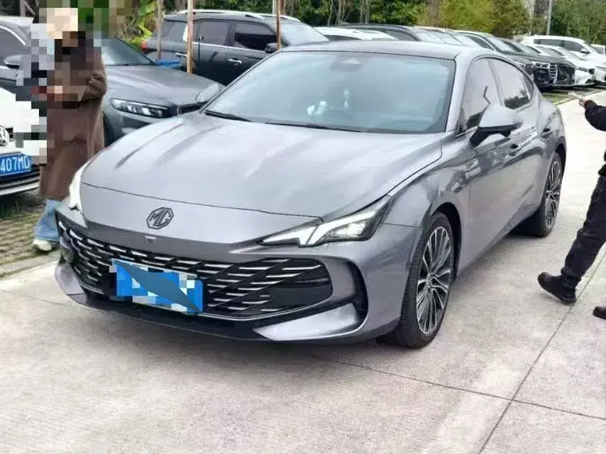 2023 MG 7 2.0T 261HP L4 9AT