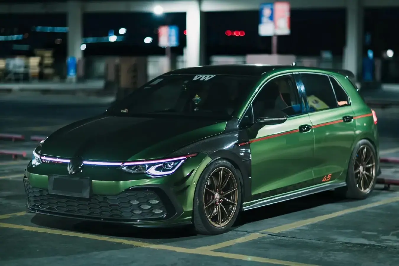 2021 Volkswagen GolfGTI 2.0T 220HP L4 7DCT